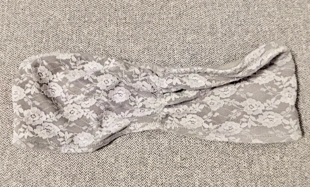 Victoria's Secret LOVE PINK Lace Bandeau Gray Strapless Bra Size XS Extra Small